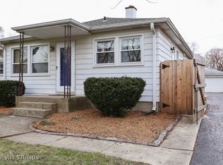 3914 N Washington St, Westmont, IL 60559