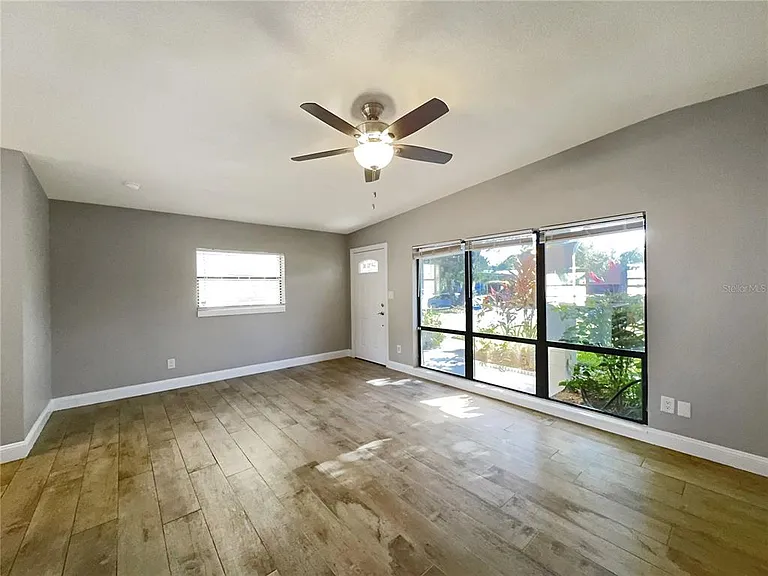3628 Dagon St — Photo 5