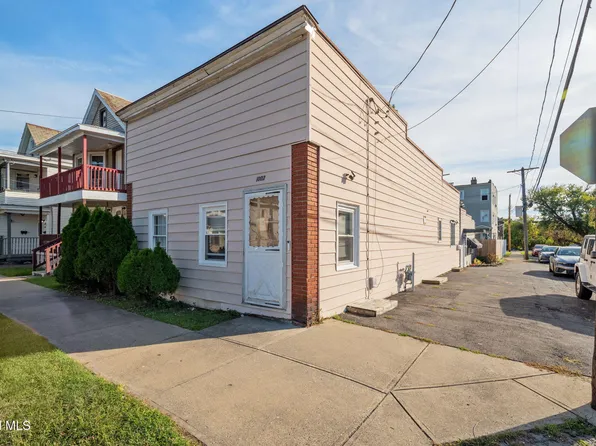 1002 Strong Street, Schenectady, NY 12307