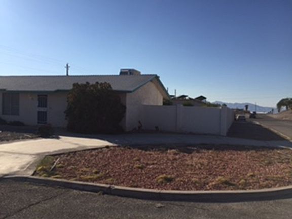 3rd image of 751 Lakeland Dr