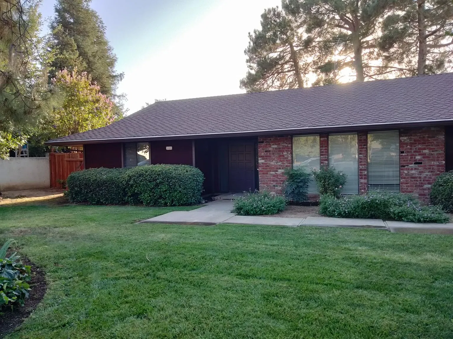 3 bed, 2305 sqft, $2,850 — Photo 1