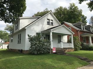701 Pine St, Highland, IL