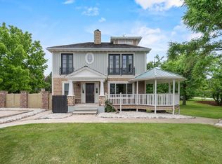 705 Lakeshore Dr, Kewaunee, WI 54216