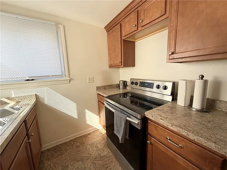 3245 Culver Rd — Photo 4