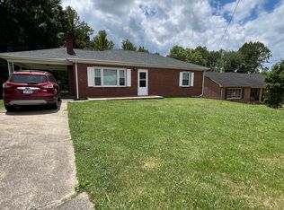 165 Pineview Dr, Danville, VA 24540