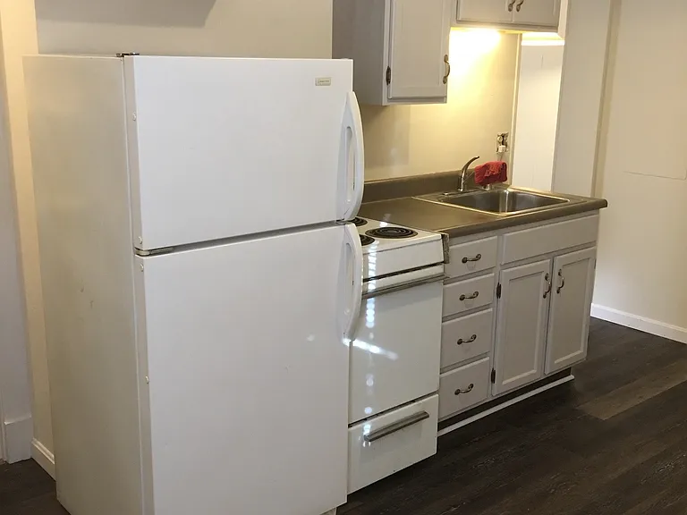 1805 Greenup St #1R — Photo 8