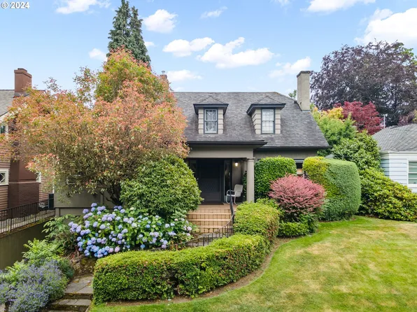 4004 SE Ash St, Portland, OR 97214