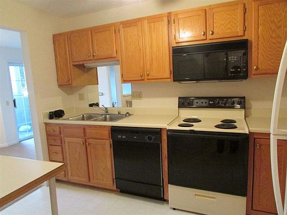 3rd image of 8811 Carrousel Park Cir Unit 48