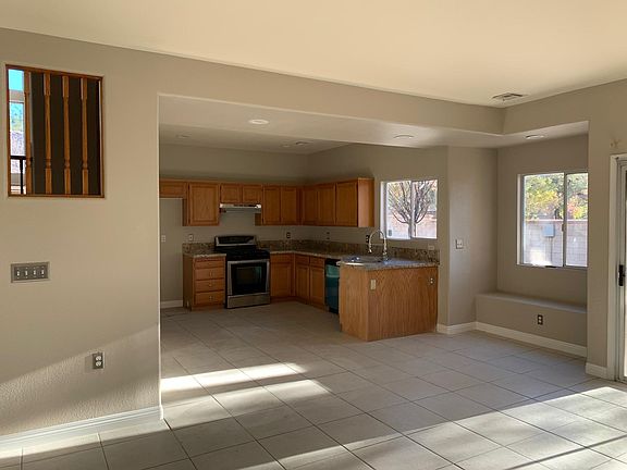 3rd image of 2541 Citrus Garden Cir