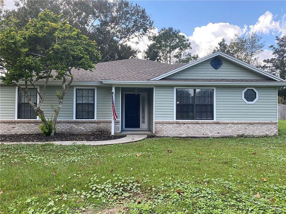 1st image of 95223 Wildwood Cir