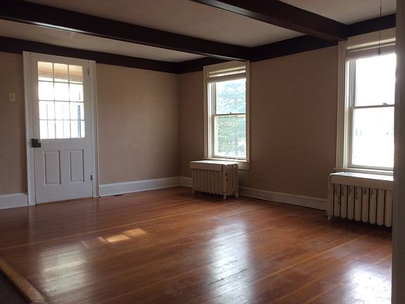 2nd image of 242 S Batavia Ave