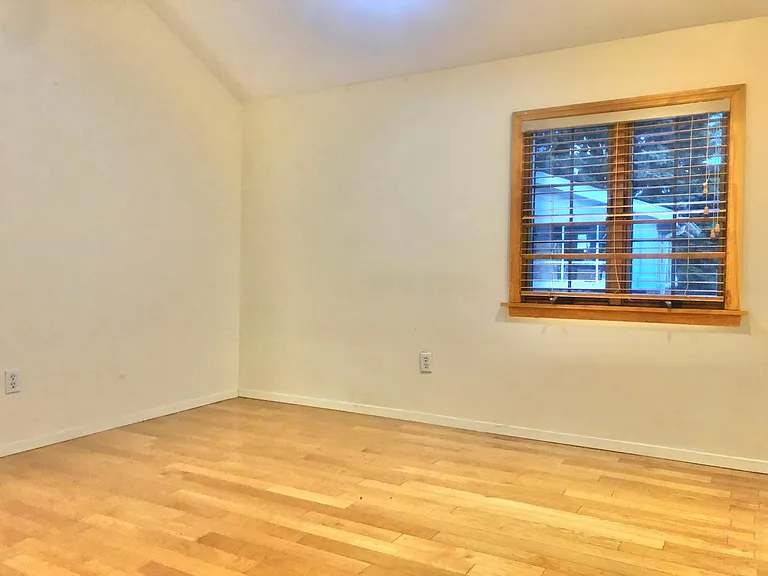 4212 248th St #2 — Photo 13