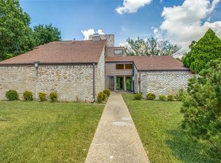 9014 Branch Hollow Dr, Dallas, TX 75243