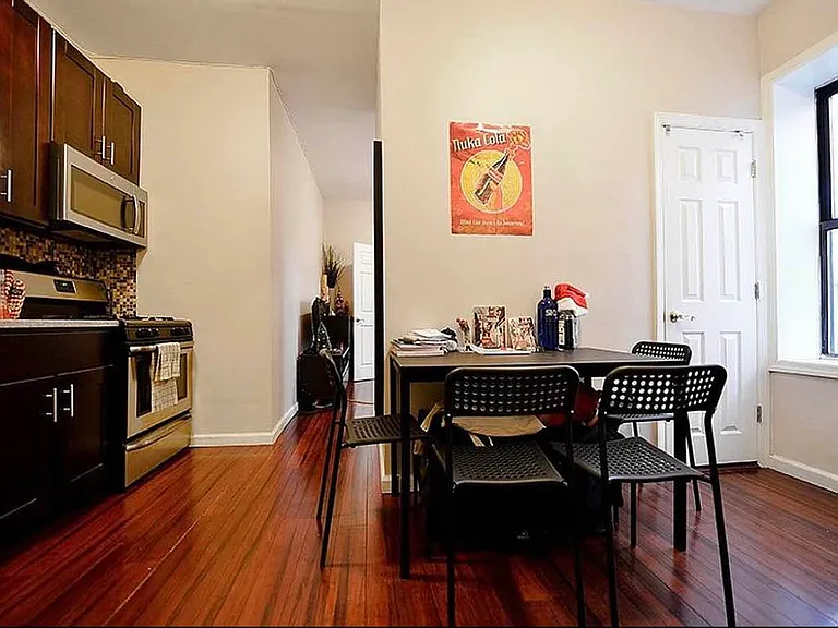 302 Mott St #39 — Photo 2
