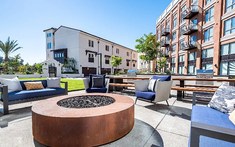 Spacious Outdoor Lounge | Apartments in Hercules, CA | The Exchange Hercules Bayfront