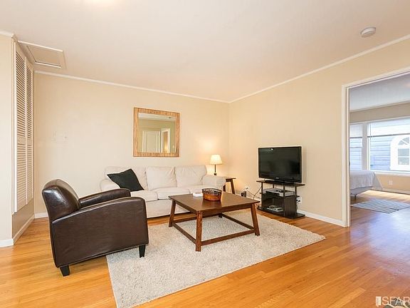 2nd image of 2006-2012 Laguna St #2008
