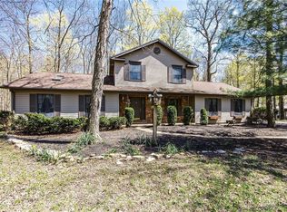 225 Country Rd, Urbana, OH 43078