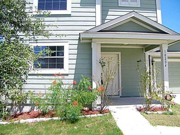 2nd image of 18204 Great Falls Dr