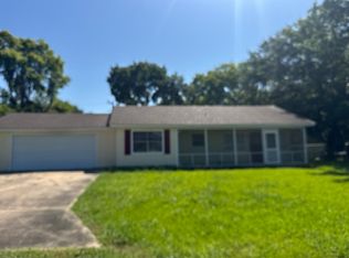 472 Wildwood Dr, Onalaska, TX 77360