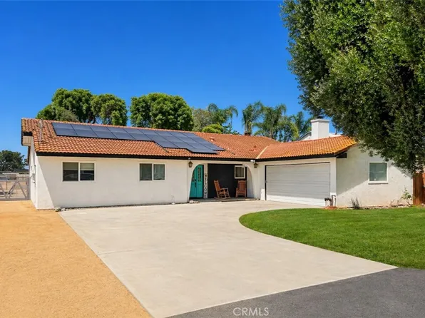 1429 Barnhart Ln, Norco, CA 92860
