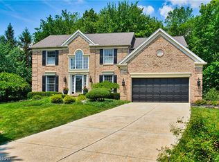 19982 Hazen Dr, Strongsville, OH