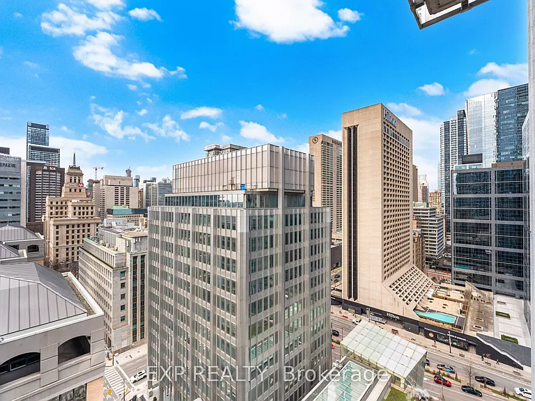 126 Simcoe St #1907 — Photo 36