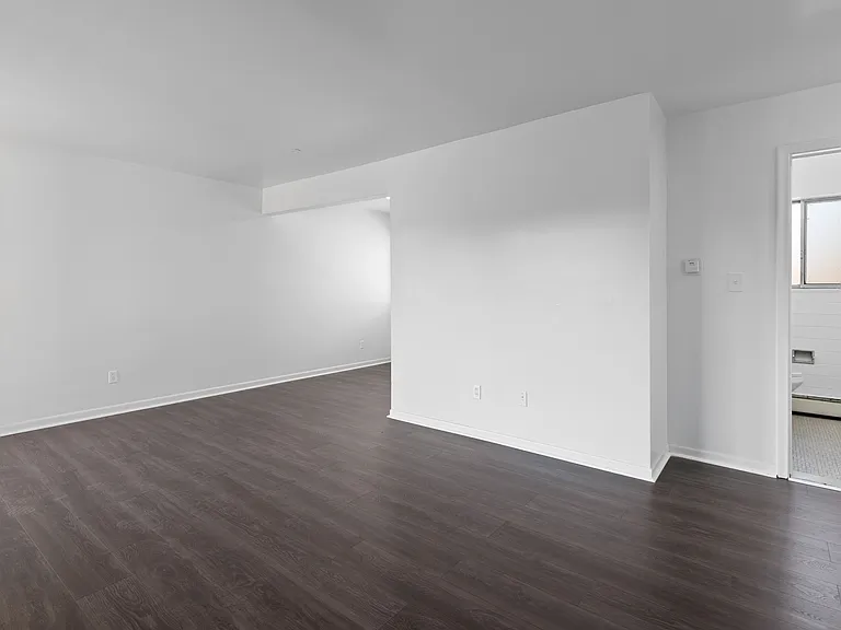 11611 Morang Dr — Photo 4