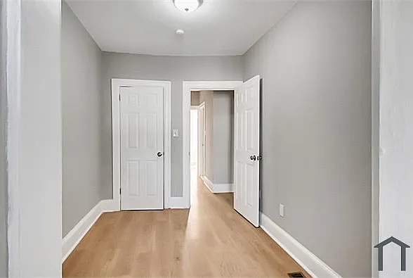 727 Otis Pl NW — Photo 11