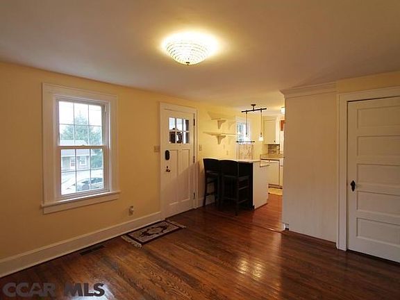 4th image of 441 E Lamb St