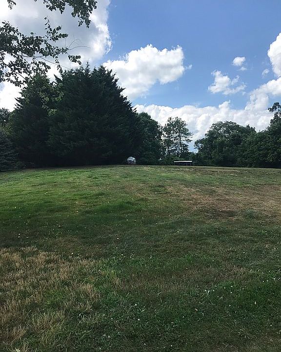 2nd image of 2880 Skiros Dr