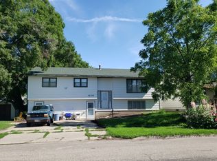 1116 4th Ave SW, Aberdeen, SD 57401