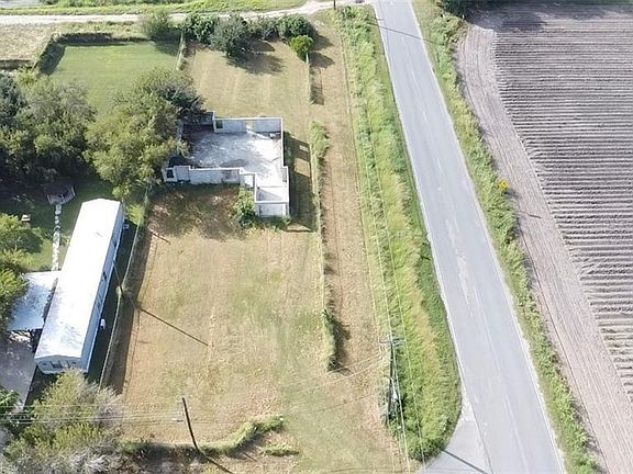 2nd image of 1925 Ash Ave