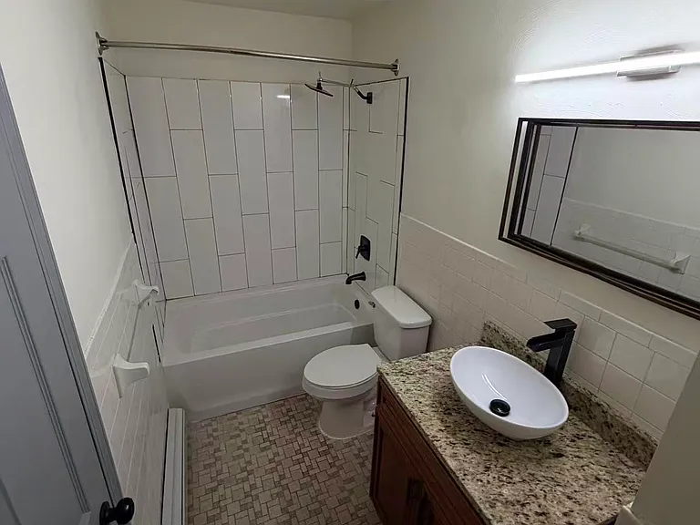 865 Cook Ave #3 — Photo 8