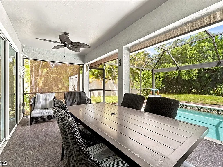18918 Cypress View Dr — Photo 32