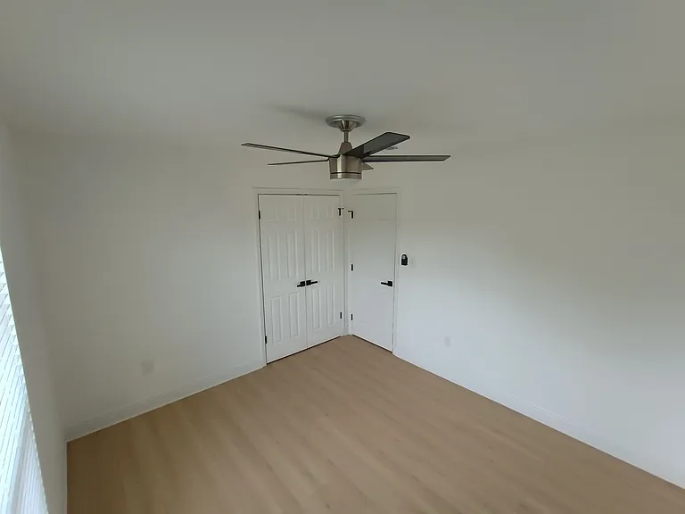 214 Scott Dr — Photo 13
