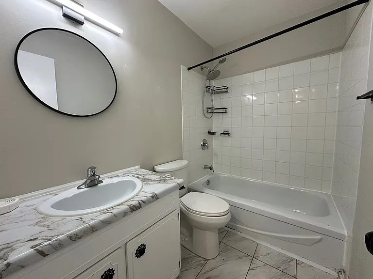 50 Radeski St #A — Photo 12