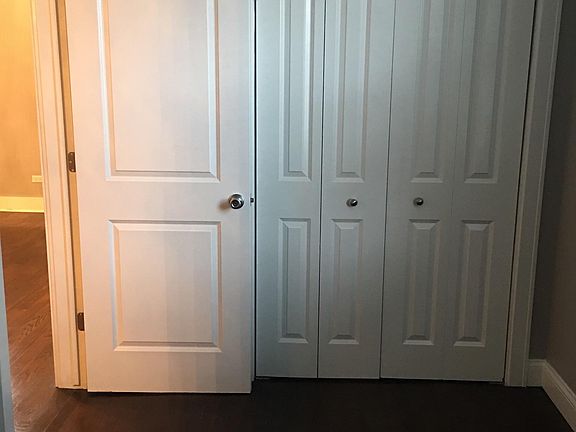 4th image of 5141 N Western Ave #1