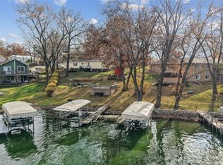 276 Center Point Dr, Montezuma, IA 50171