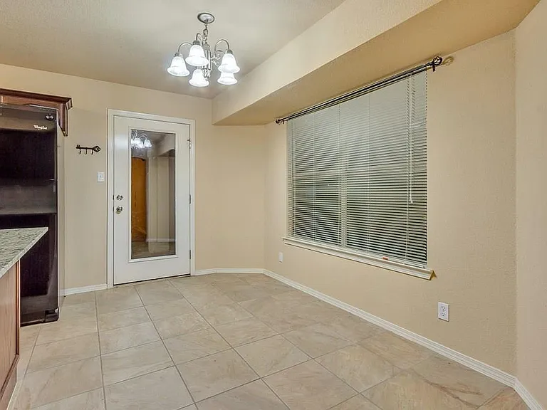 3925 Hueco Valley Dr — Photo 19