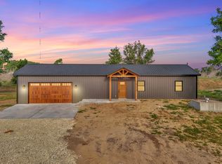 721 N Palomino Trl, Hutchinson, KS 67501