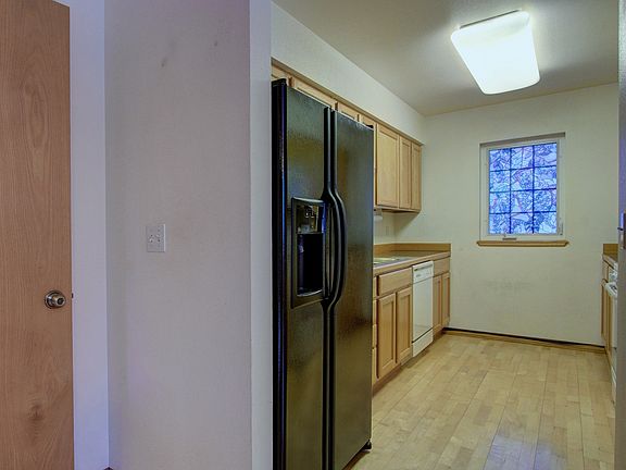 4th image of 11324 Wood River Way