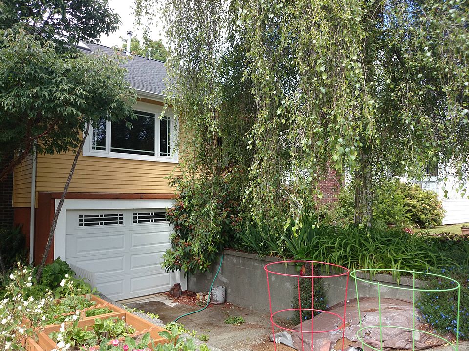 2nd image of 8045 20th Ave NW
