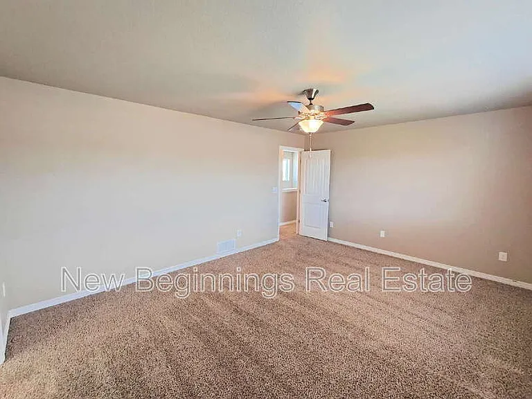 6134 Meadowbank Ln — Photo 13