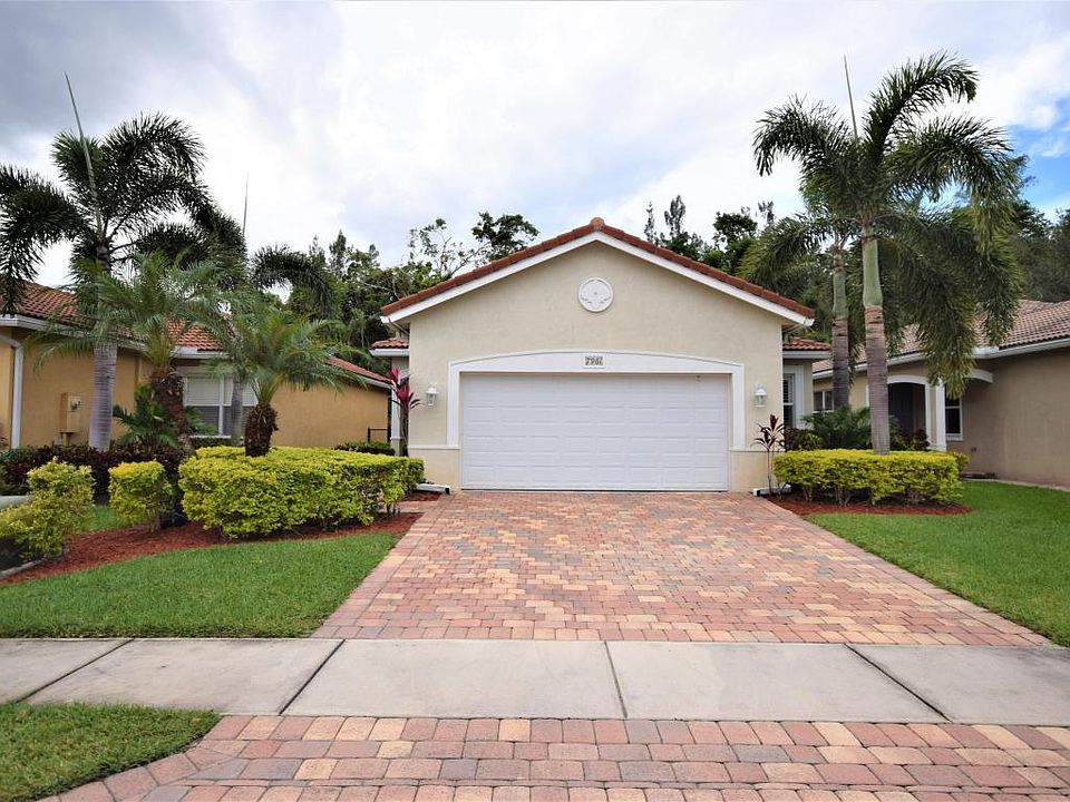 1st image of 7961 Tangelo Dr
