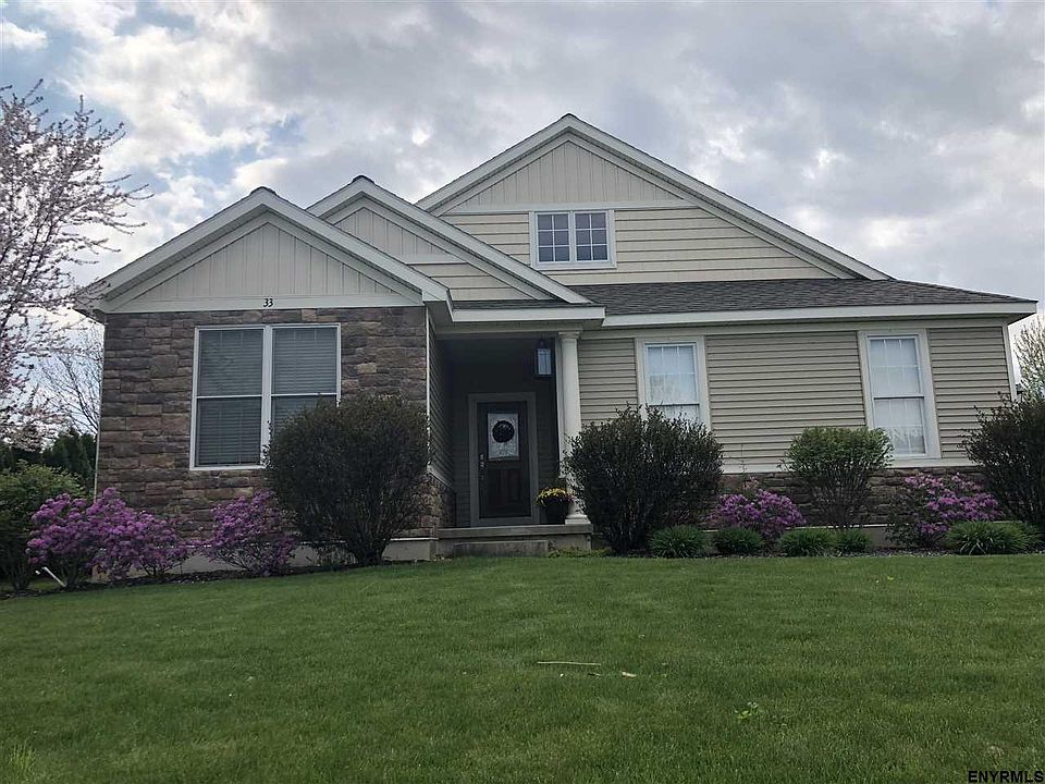 1st image of 33 Avendale Dr