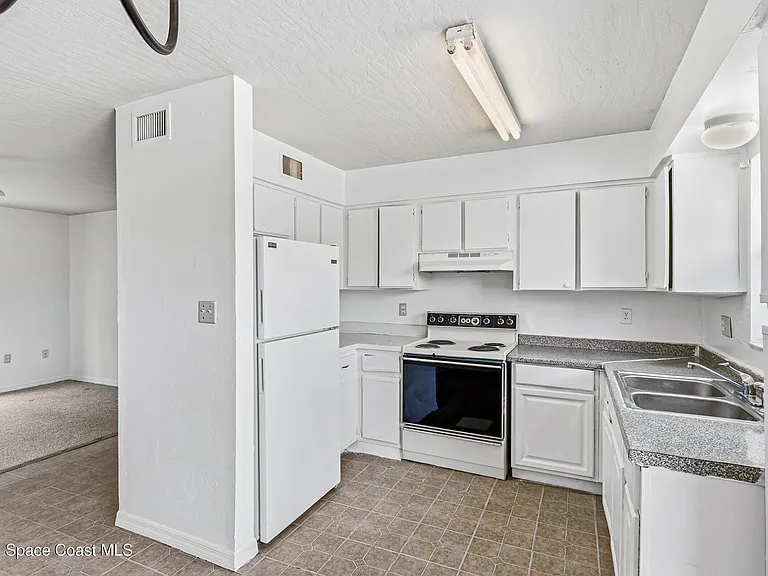 1780 Convair St SE #102 — Photo 3