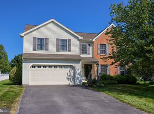 22 Camellia Ct, Lititz, PA 17543