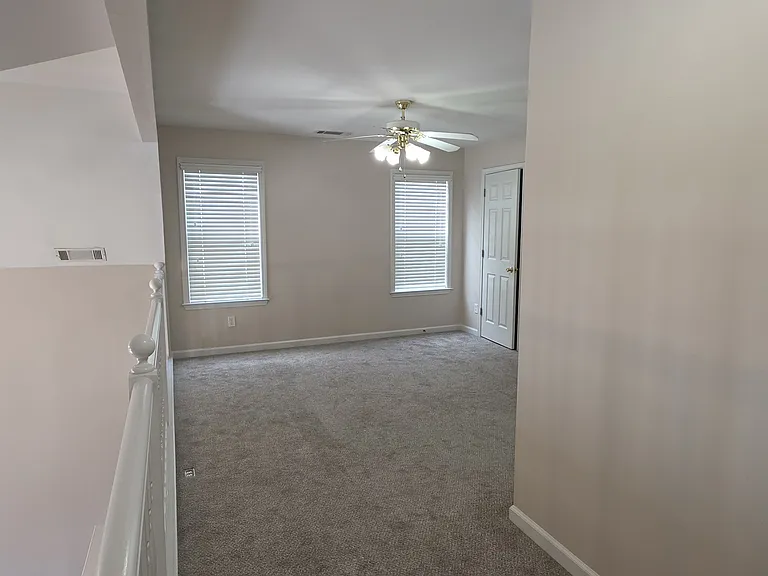 4572 Park Ridge Pkwy — Photo 21