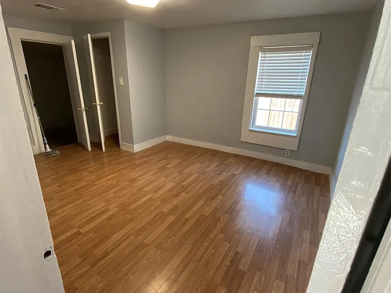 1015 Virginia St #1/2 — Photo 4