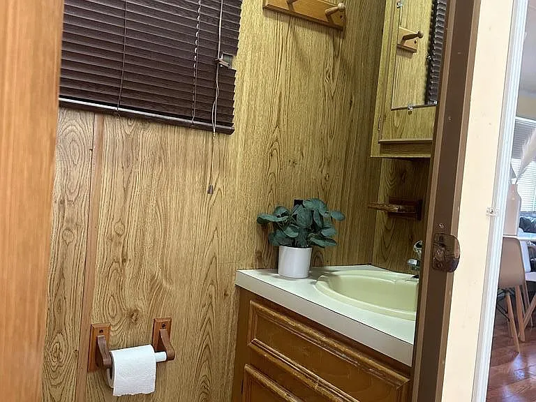 10 Colorado River Dr — Photo 12